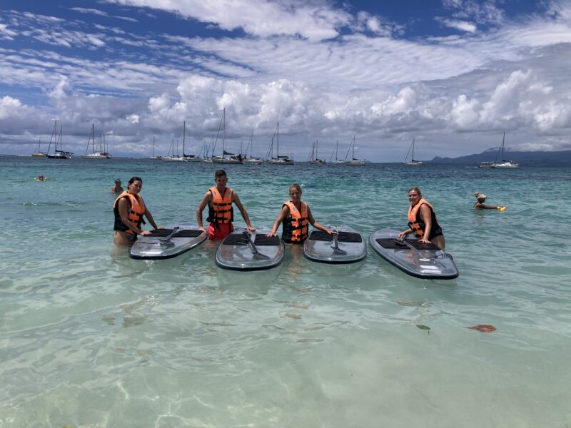 location de kayak transparent / paddle transparent / kayak de mer / paddle gonflable / transat avec paraosol